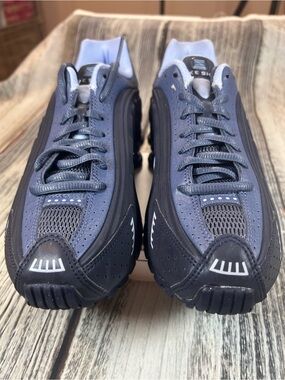 Title: Nike Shox R4 GS Obsidian Blue Sneakers Size 4Y
